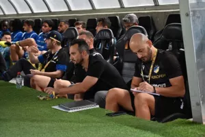 ΑΠΟΕΛ - Καρμιώτισσα: Στραβοπάτημα υπό το βλέμμα Μιλόγεβιτς (φώτος)