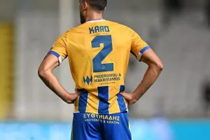 ΑΠΟΕΛ - Καρμιώτισσα: Στραβοπάτημα υπό το βλέμμα Μιλόγεβιτς (φώτος)
