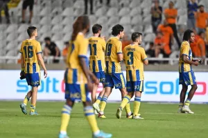 ΑΠΟΕΛ - Καρμιώτισσα: Στραβοπάτημα υπό το βλέμμα Μιλόγεβιτς (φώτος)