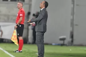 ΑΕΚ - Φενέρ: Προσπάθησε αλλά ηττήθηκε... από τα 11 βήματα (φώτος)