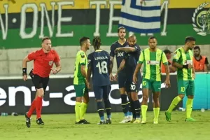 ΑΕΚ - Φενέρ: Προσπάθησε αλλά ηττήθηκε... από τα 11 βήματα (φώτος)