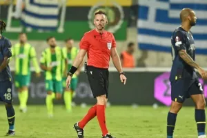ΑΕΚ - Φενέρ: Προσπάθησε αλλά ηττήθηκε... από τα 11 βήματα (φώτος)