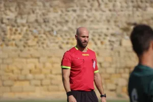 Μιχάλης/Ref in action!