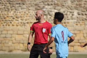 Μιχάλης/Ref in action!
