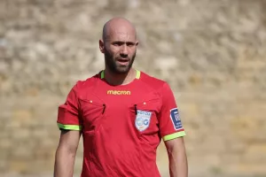 Μιχάλης/Ref in action!