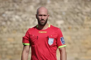 Μιχάλης/Ref in action!