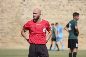 Μιχάλης/Ref in action!