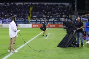 Ανόρθωση - Απόλλωνας: Πίττας... από αέρος και επιστροφή στην κορυφή! (Φώτος)