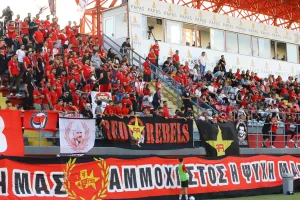 (Φωτορεπορτάζ) Ο κόσμος στο Αμμόχωστος-Επιστροφή