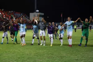 Νέα Σαλαμίνα - Πάφος FC: Ασταμάτητη, 'πέρασε' και από την Λάρνακα! (φώτος)