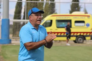 Κ17 ΑΠΟΕΛ - Καρμιώτισσα (φωτορεπορτάζ)