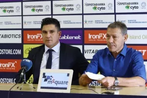 ΒΙΝΤΕΟ/ΔΙΑΣΚΕΨΗ Muñoz: "Έχουμε πολύ καλούς παίκτες/Σας παρακαλώ βοηθήστε τους!"