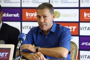 ΒΙΝΤΕΟ/ΔΙΑΣΚΕΨΗ Muñoz: "Έχουμε πολύ καλούς παίκτες/Σας παρακαλώ βοηθήστε τους!"