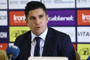 ΒΙΝΤΕΟ/ΔΙΑΣΚΕΨΗ Muñoz: "Έχουμε πολύ καλούς παίκτες/Σας παρακαλώ βοηθήστε τους!"