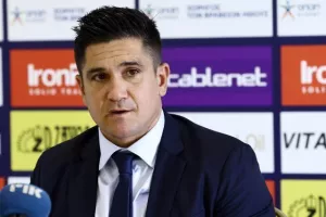 ΒΙΝΤΕΟ/ΔΙΑΣΚΕΨΗ Muñoz: "Έχουμε πολύ καλούς παίκτες/Σας παρακαλώ βοηθήστε τους!"