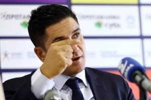 ΒΙΝΤΕΟ/ΔΙΑΣΚΕΨΗ Muñoz: "Έχουμε πολύ καλούς παίκτες/Σας παρακαλώ βοηθήστε τους!"
