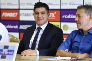 ΒΙΝΤΕΟ/ΔΙΑΣΚΕΨΗ Muñoz: "Έχουμε πολύ καλούς παίκτες/Σας παρακαλώ βοηθήστε τους!"