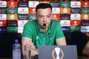 Λένον: "Tεράστιο προνόμιο να έχουμε εδώ την Μάντσεστερ!"
