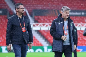 Στον αγ. χώρο του "Old Trafford" ο Στ. Παπασταύρου (φώτο)