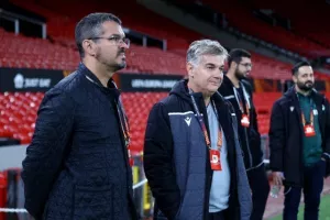 Ομόνοια: Προπόνηση στο "Old Trafford" (φώτος)