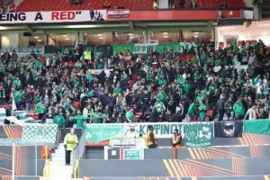(ΦΩΤΟΣ) Οι Ομονοιάτες στο Old Trafford 