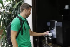 Ομόνοια: Φώτος από το αεροδρόμιο 