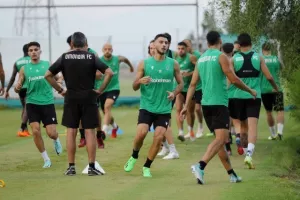 (ΦΩΤΟΣ/ΚΕΡΚΙΔΑ) Η τελευταία της Ομόνοιας πριν την United 