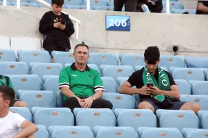 Θέλουν περισσότερους 