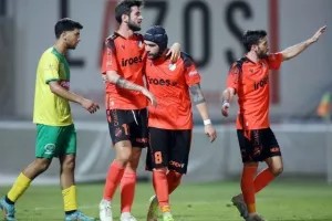Π.Ο Αχυρώνας Ονήσιλος-ΑΠΟΕΛ: Ντεμπούτο με τριάρα και πρόκριση για Μιλόγεβιτς (φώτος)