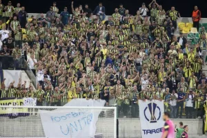 ΑΕΚ - Φενέρ: Προσπάθησε αλλά ηττήθηκε... από τα 11 βήματα (φώτος)