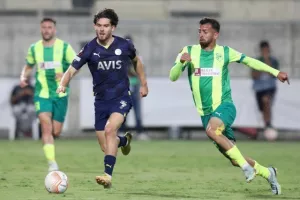ΑΕΚ - Φενέρ: Προσπάθησε αλλά ηττήθηκε... από τα 11 βήματα (φώτος)