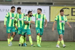 ΑΕΚ - Ολυμπιακός: Γλίτωσε το... έμφραγμα με σούπερ - Ιβάν στο φινάλε! (Φώτος)