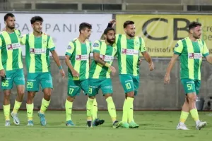 ΑΕΚ - Ολυμπιακός: Γλίτωσε το... έμφραγμα με σούπερ - Ιβάν στο φινάλε! (Φώτος)
