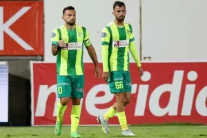 ΑΕΚ - Ολυμπιακός: Γλίτωσε το... έμφραγμα με σούπερ - Ιβάν στο φινάλε! (Φώτος)