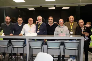 Έσβησαν κεράκια στο ημίχρονο για την ΑΡΕΝΑ (φώτος)