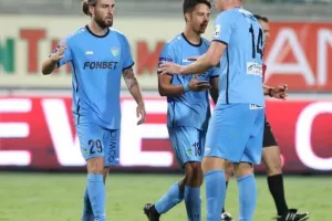 ΑΕΚ - Ολυμπιακός: Γλίτωσε το... έμφραγμα με σούπερ - Ιβάν στο φινάλε! (Φώτος)