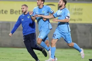 ΑΕΚ - Ολυμπιακός: Γλίτωσε το... έμφραγμα με σούπερ - Ιβάν στο φινάλε! (Φώτος)