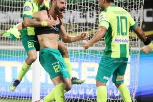 ΑΕΚ - Ολυμπιακός: Γλίτωσε το... έμφραγμα με σούπερ - Ιβάν στο φινάλε! (Φώτος)