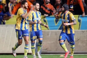 ΑΠΟΕΛ - ΑΕΚ: Ο Δώνης του χάρισε την μεγάλη νίκη που έψαχνε! (φώτος)