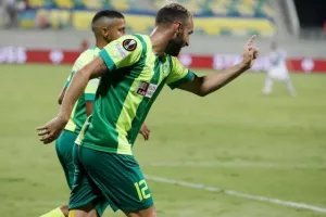 ΑΕΚ- Ντιναμό Κ: Μένει... ΕΥΡΩΠΗ με σούπερ Άλτμαν (Και άγχος στο φινάλε)! (Φώτος)
