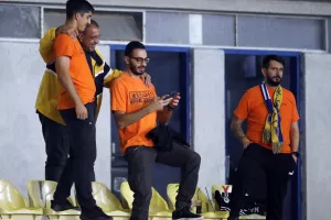 (Φωτορεπορτάζ) Ο κόσμος στο "Τσίρειο"
