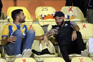 (Φωτορεπορτάζ) Ο κόσμος στο "Τσίρειο"