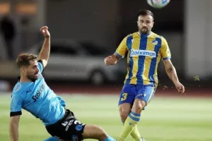 Απόλλων - ΑΠΟΕΛ: Στις καθυστερήσεις... σπουδαίο "διπλό" με Μαρκίνιος! (φώτος)