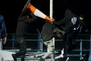 Φώτος/Βίντεο: Τα επεισόδια στο Τσίρειο... 