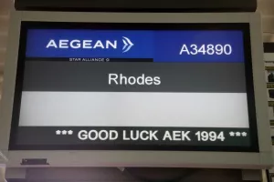 ΦΩΤΟΣ/Πέταξε για Πόλη η ΑΕΚ - Μαζί της το Kerkida