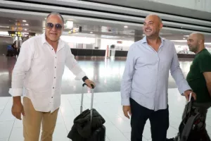 ΦΩΤΟΣ/Πέταξε για Πόλη η ΑΕΚ - Μαζί της το Kerkida