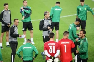 ΑΕΚ: Η τελευταία προπόνηση στο Sukru Saracoglu (φώτος)