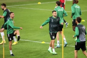 ΑΕΚ: Η τελευταία προπόνηση στο Sukru Saracoglu (φώτος)