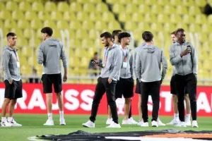 Πάτησε... χορτάρι η ΑΕΚ/φώτος