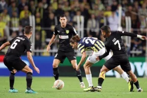 Φενέρ - ΑΕΚ: Δεν... μπόρεσε στο "Şükrü Saracoğlu" (φώτος)
